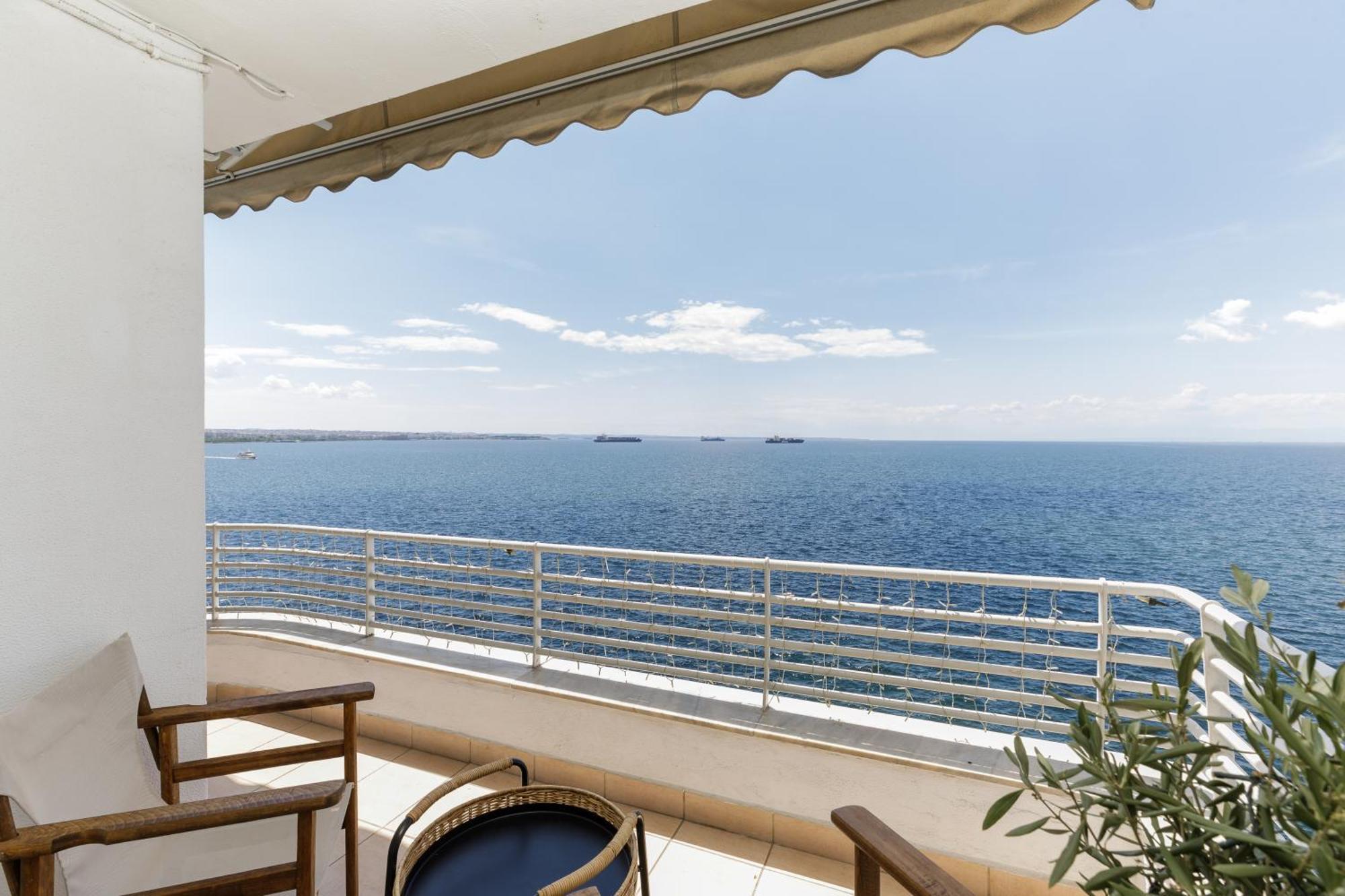 Infinity & Beyond By Halu! - Seafront Apartments Θεσσαλονίκη Εξωτερικό φωτογραφία